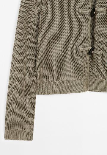 Вязаная кофта