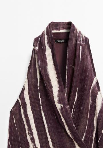 Блузка без рукавов