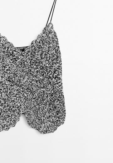 Топ на бретельках