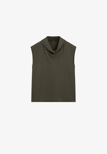 Блузка без рукавов