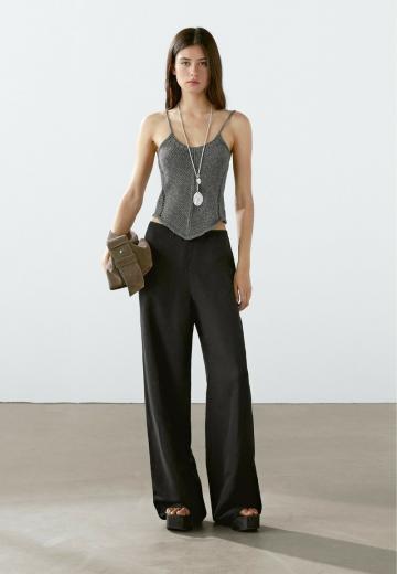 Топ на бретельках