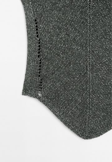 Топ на бретельках