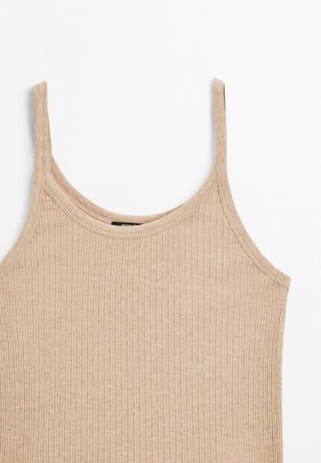 Топ на бретельках