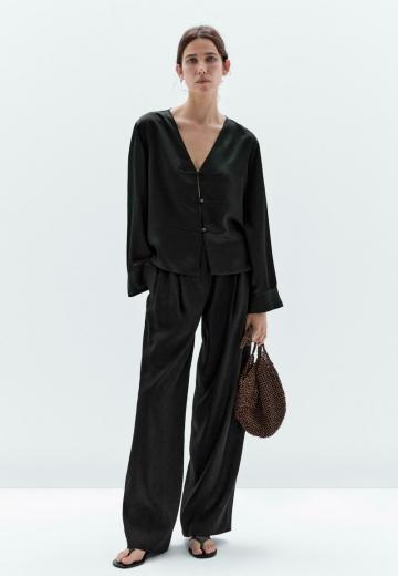 Атласная блузка