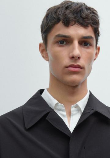 Короткое пальто