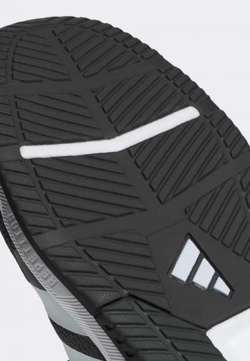 Тренировочные кроссовки