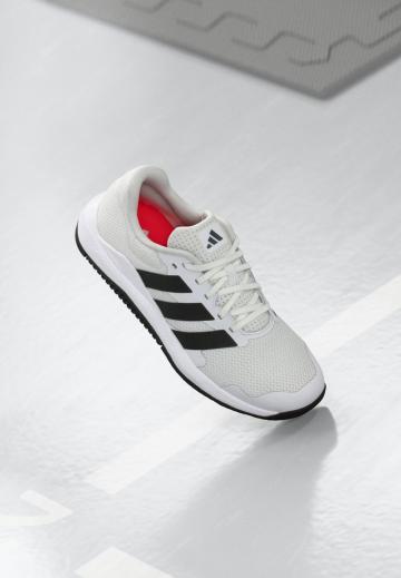 Тренировочные кроссовки