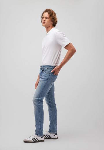 Узкие джинсы