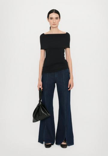 Свободные джинсы