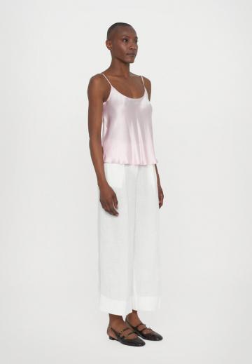 Топ на бретельках