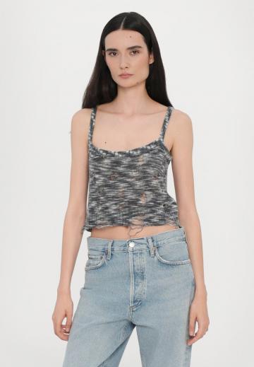 Топ на бретельках