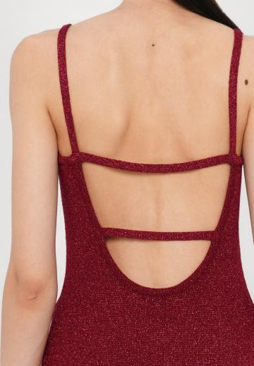 Короткое платье