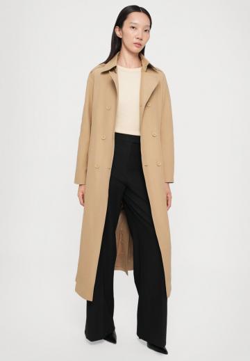 Шерстяное пальто