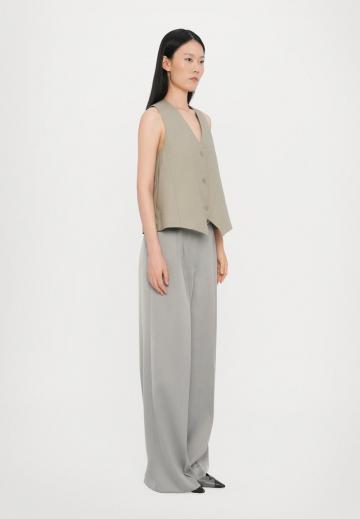 Блузка без рукавов