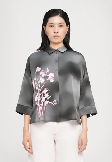 Атласная блузка