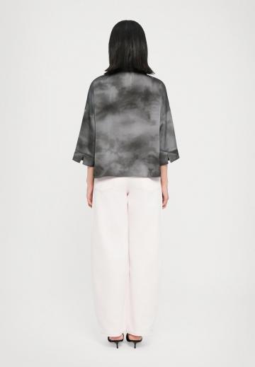 Атласная блузка