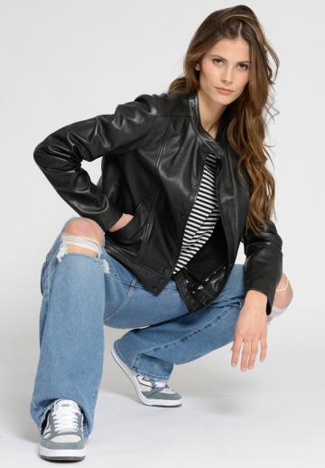 Кожаная куртка