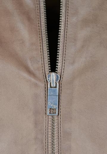 Кожаное пальто