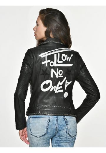 Короткая куртка