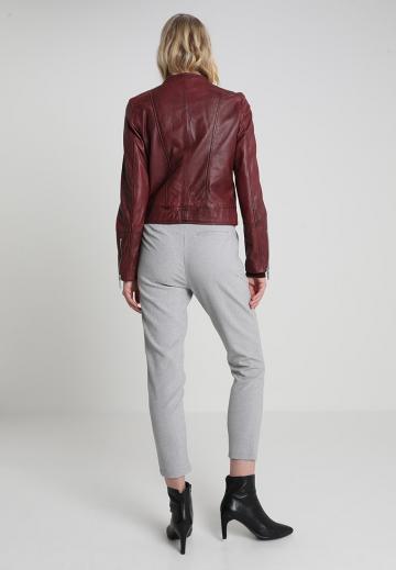 Кожаная куртка