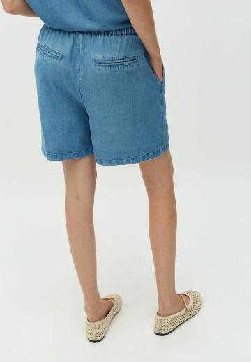 Джинсовые шорты