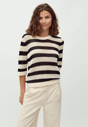 Пуловер с рукавом три четверти