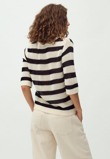 Пуловер с рукавом три четверти