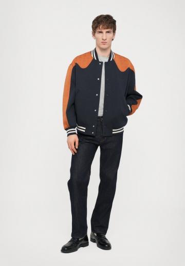 Куртка бомбер