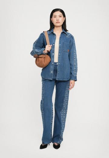 Прямые джинсы