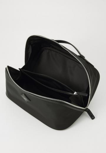 Косметичка