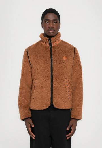 Флисовая куртка