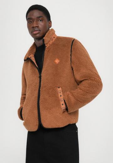 Флисовая куртка