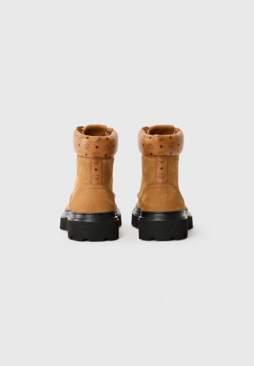 Зимние ботинки