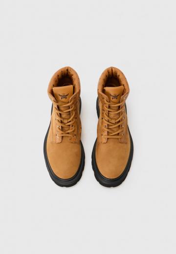 Зимние ботинки