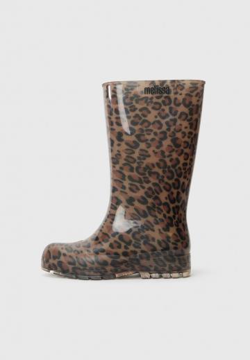 Резиновые сапоги