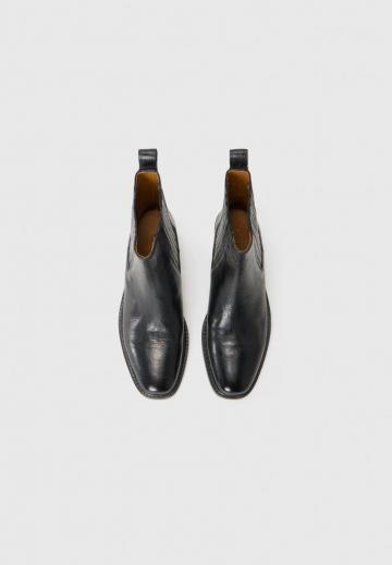 Высокие сапоги