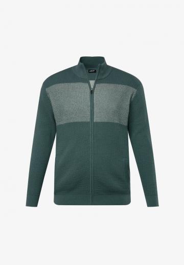 Вязаная кофта