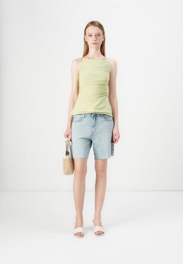 Топ на бретельках