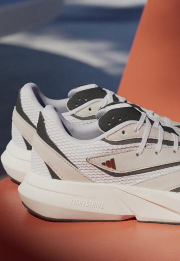 Беговые кроссовки