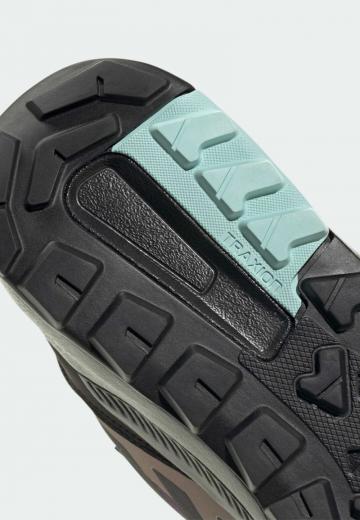 Беговые кроссовки