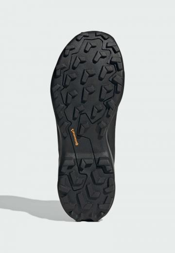 Походные ботинки