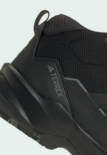 Походные ботинки