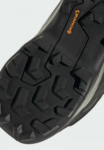 Походные ботинки