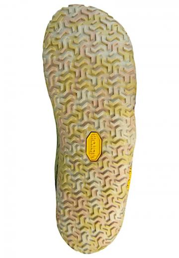 Беговые кроссовки