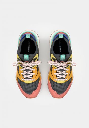 Походная обувь