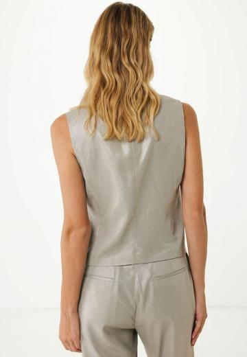 Джинсовая жилетка