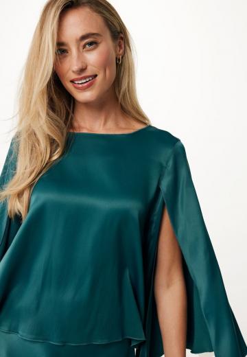 Атласная блузка