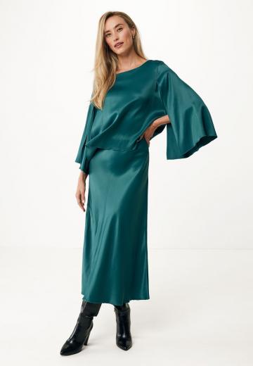 Атласная блузка