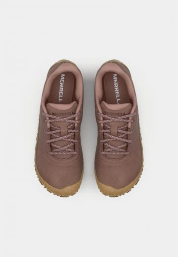 Беговые кроссовки