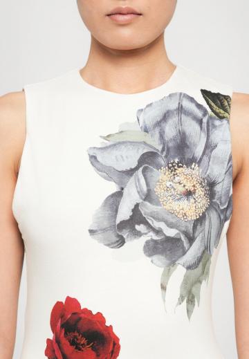 Пляжное платье